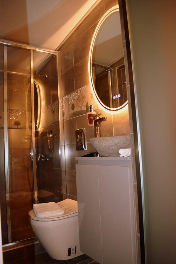 Apartment Harmony 2 In Gold Lavrion