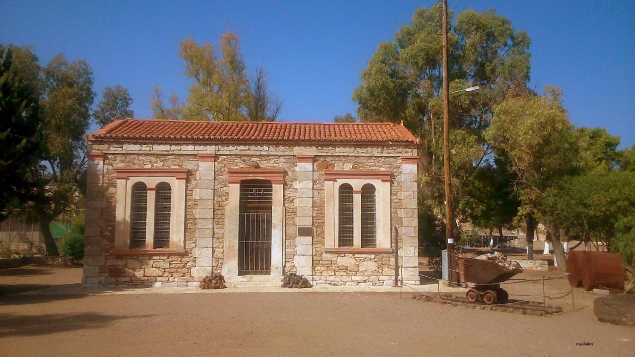 Harmony 2 In Gold * Lavrion