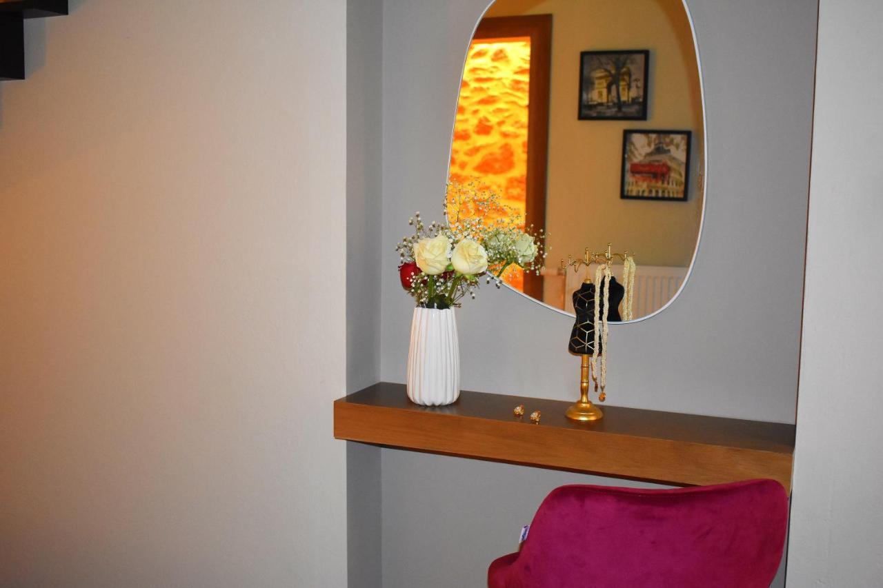 Harmony 2 In Gold Apartment Lavrion