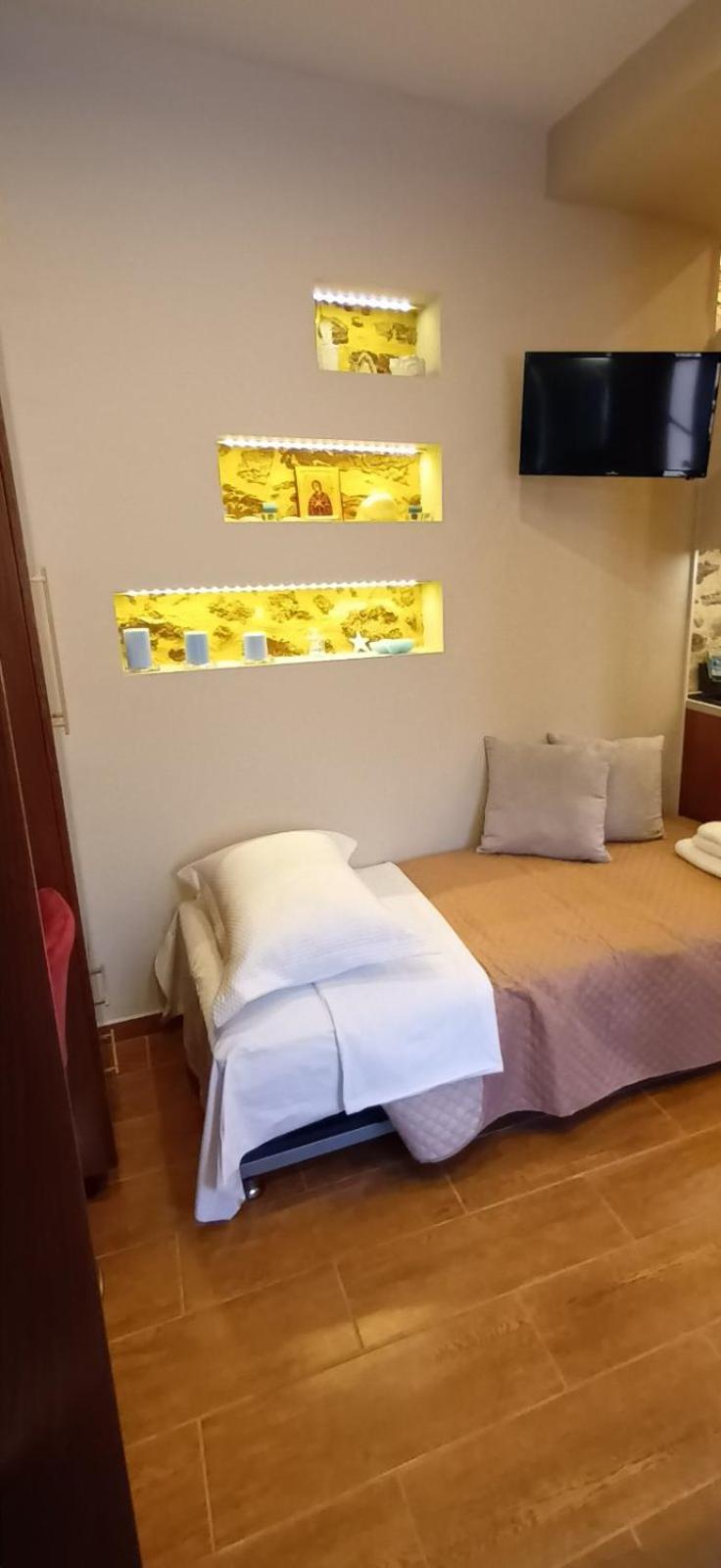 Harmony 2 In Gold Apartment *